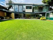 CASA EN VENTA EN JARDINES DEL PEDREGAL ALBERCA JARDÍN...