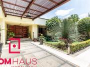 Casa en Venta en Jardines del Pedregal: Tu Hogar Ideal...