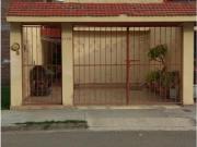 Casa en Jardines del Valle, Irapuato, Guanajuato