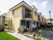 Casa en Venta en Jardines del Valle,Zapopan, Jalisco