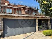 Casa en venta en Jardines en la Montaña