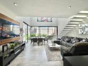 CASA EN VENTA EN JESUS DEL MONTE CON RECAMARA EN PLANTA...