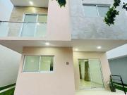 Casa en venta en Jiutepec en condominio con roof garden