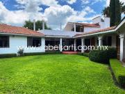 CASA EN VENTA EN JURICA