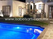 CASA EN VENTA EN JURICA D768