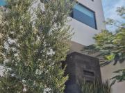 CASA EN VENTA EN JURIQUILLA