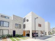 Casa en Venta en Juriquilla a un costado de Antea Casa en Venta en Juriquilla a un costado de Antea