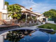 Casa en venta en Juriquilla con alberca