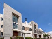 Casa en Venta en Juriquilla – Diseño Moderno y Roof...