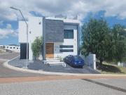 Casa en Venta en Juriquilla Preserve, 4 Habitaciones,...