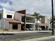CASA EN VENTA EN JURIQUILLA QUER?TARO