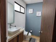 CASA EN VENTA, EN JURIQUILLA, QUERETARO