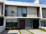 Casa en venta en Juriquilla Residencial, Querétaro,... Casa en venta en Juriquilla Residencial, Querétaro,...