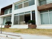 CASA EN VENTA EN KINO BAY