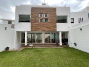 Casa en venta en la 6ta Secc. de Lomas Verdes con buenos...