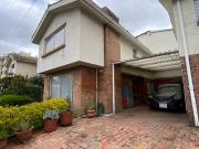 casa en venta en la alambra. Cod V189