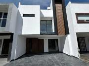 Casa Nueva en Venta en La Antigua Cementera – 3...