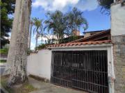 Casa en Venta en LA BOYERA 400M2 4H+3B+2P/ AF