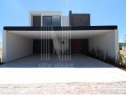 Casa en venta en La Campiña, León, Guanajuato