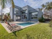 CASA EN VENTA EN LA CÁNDIDA