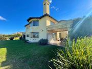 Casa en venta en La Carolina Barrio Cerrado