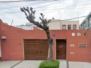 CASA EN VENTA EN LA CDMX COL. CLAVERIA AZCAPOTZALCO A 3...