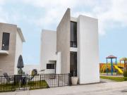 Casa en venta en La Ceiba, Modelo MEDRA Lite, Cerradas...