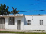 Casa en Venta en la Col. Adolfo L. Mateos a 8 min. del...