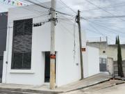 Casa en Venta en la Col. Arboledas de Loma Bella a pie...