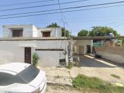 Casa en Venta en la Col. Bojórquez a 8 min. de la Plaza...