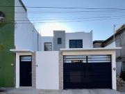 Casa en venta en la colonia 3 de mayo, Emiliano Zapata,...