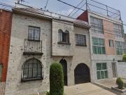 Casa en Venta en la Colonia Estrella en CDMX. 810,000