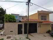 CASA EN VENTA EN LA COLONIA LA SALLE 3, TUXTLA...