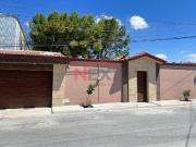 CASA EN VENTA EN LA COLONIA LOS MANANTIALES DE LA AURORA