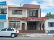 Casa en venta en la colonia Magisterial sobre la Av....