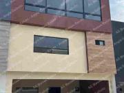 Casa en venta en la Encomienda