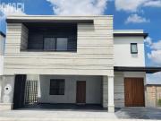Casa en venta en La Escondida, Saltillo, Coahuila de...
