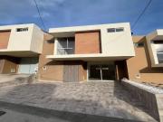 casa en venta en la floresta. Cod V1366