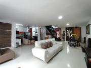 casa en venta en la floresta. Cod V9164