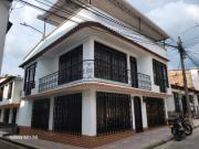 casa en venta en la hermosa. Cod V18802