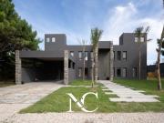 Casa en venta en La Herradura, Pinamar