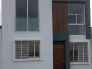 CASA EN VENTA EN LA INSURGENCIA EN MORELIA