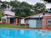 CASA EN VENTA EN LA JOYA, IXTAPAN DE LA SAL, ESTADO DE...