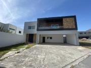 Casa en venta en La Joya Privada Residencial, Monterrey,...