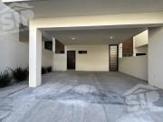 Casa en Venta en La Joya Residencial Cumbres Mty