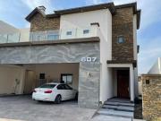 Casa en Venta en La Joya Residencial en Monterrey Casa en Venta en La Joya Residencial en Monterrey