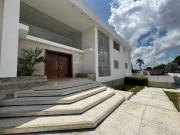 Casa En Venta en La Lagunita Calle Cerrada