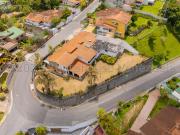 Casa en Venta en La Lagunita Country Club, Caracas