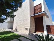 Casa en Venta en La Loma Club de Golf, 3 recamaras