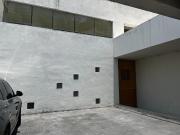 Casa en venta en La Loma con hermosa vista a la ciudad